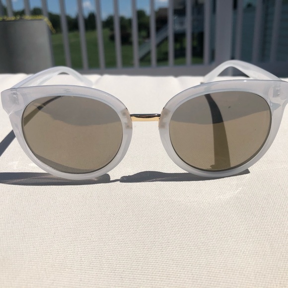 Accessories - Gold and White/transparent Resin Sunglasses☀️